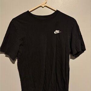 Nike Men's Black Short Sleeve Tee